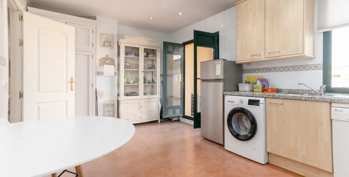 Sale of penthouse in San Pedro de Alcántara 8