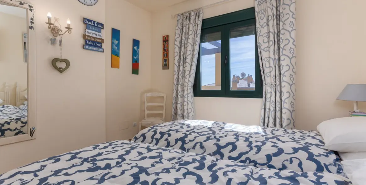 Sale of penthouse in San Pedro de Alcántara 18