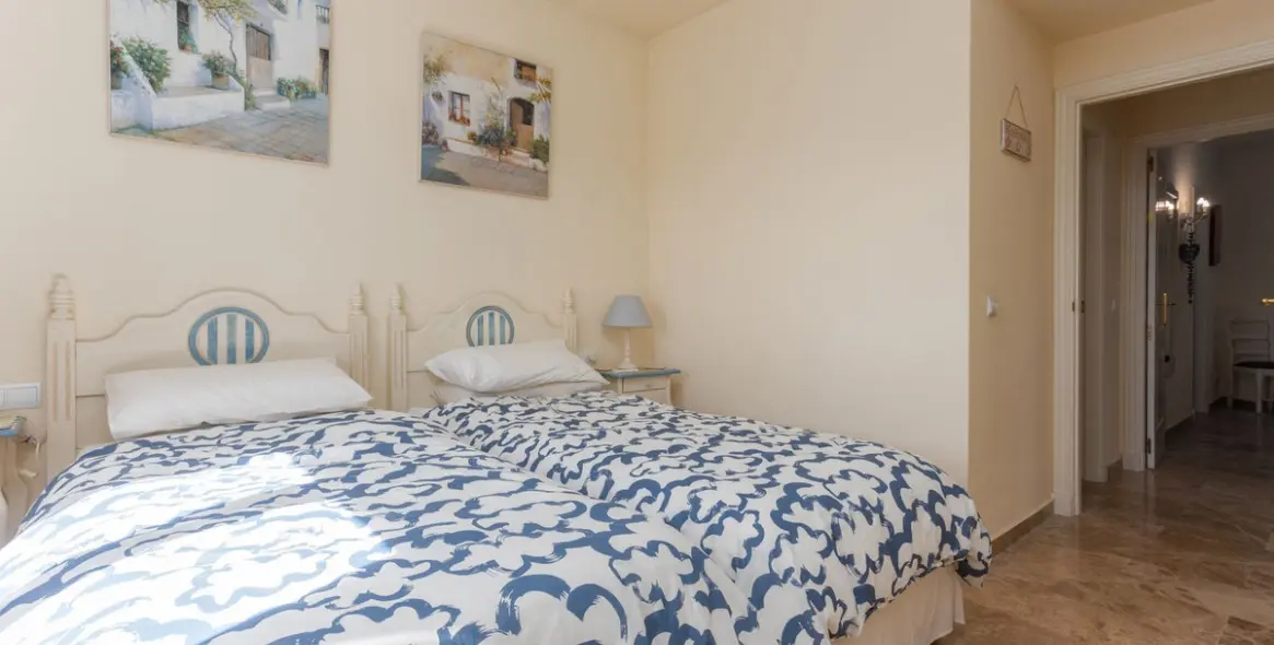 Sale of penthouse in San Pedro de Alcántara 19