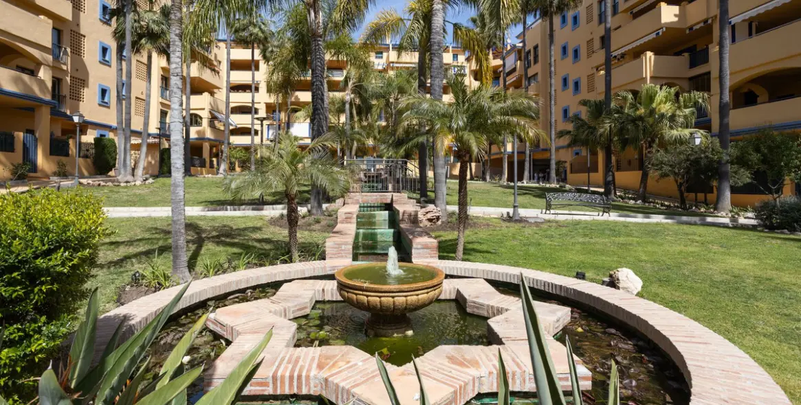 Sale of penthouse in San Pedro de Alcántara 64