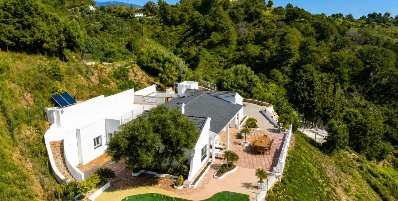 Sale of finca - cortijo in Estepona 24
