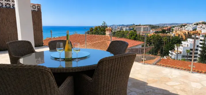 Venta de villa independiente en Fuengirola 0