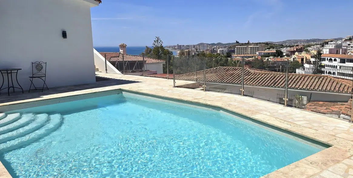 Venta de villa independiente en Fuengirola 18