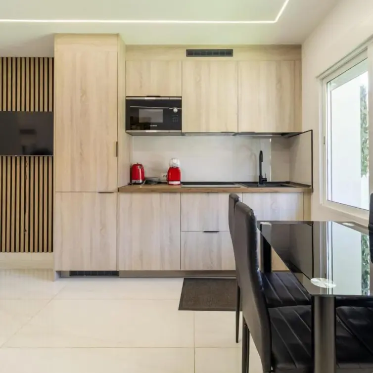 Sale of hostel in Fuengirola