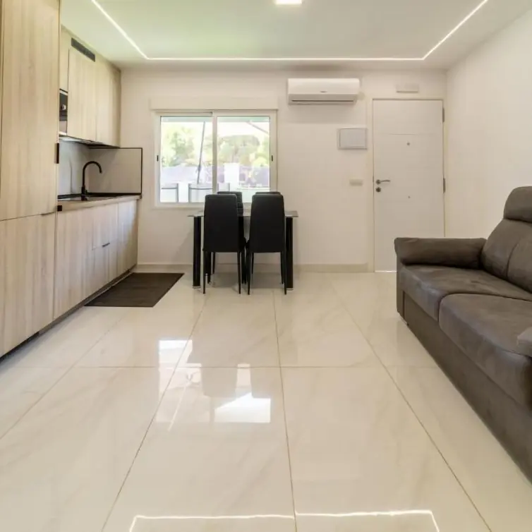 Sale of hostel in Fuengirola
