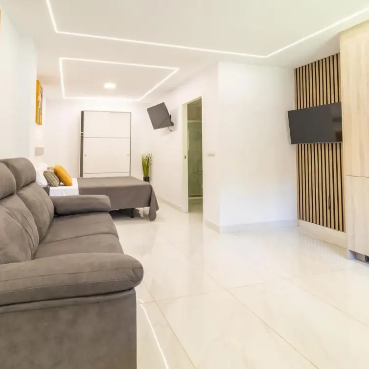Sale of hostel in Fuengirola