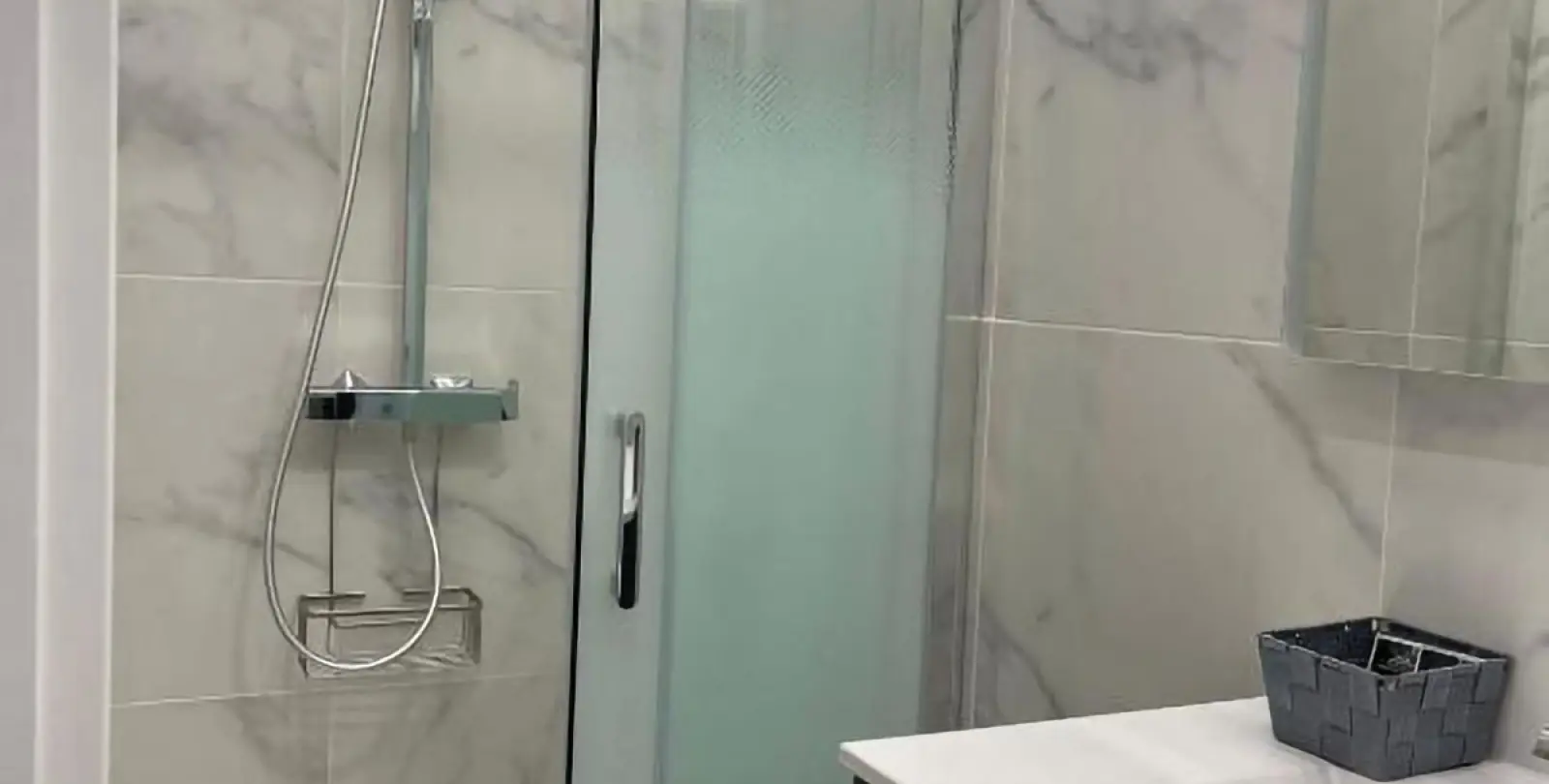 Sale of hostel in Fuengirola 7