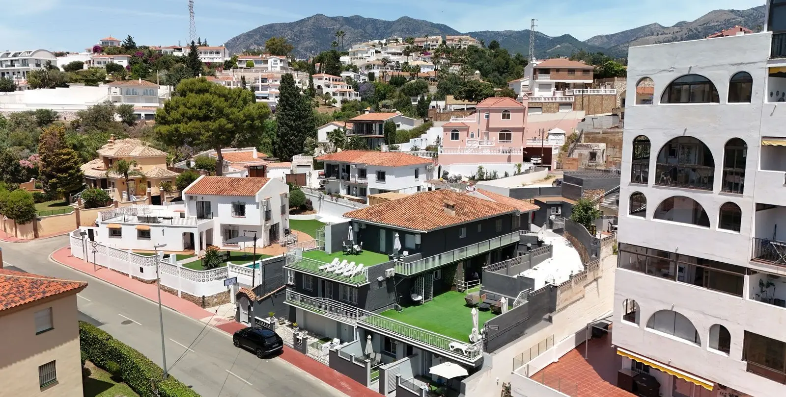 Sale of hostel in Fuengirola 24