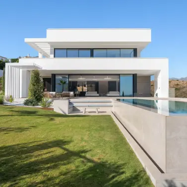 Venta de villa independiente en La Cala Golf