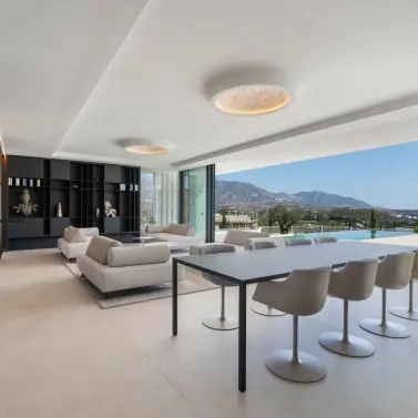 Venta de villa independiente en La Cala Golf