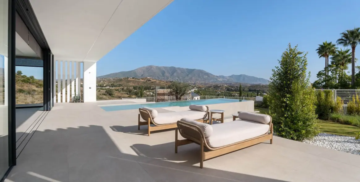 Venta de villa independiente en La Cala Golf 36