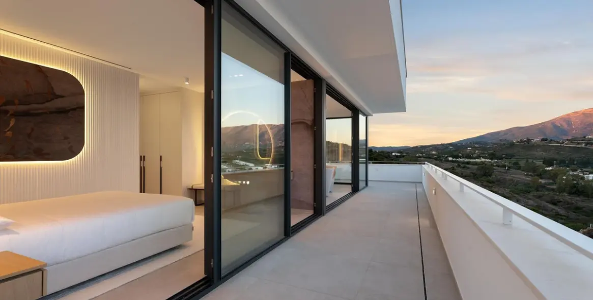 Venta de villa independiente en La Cala Golf 91
