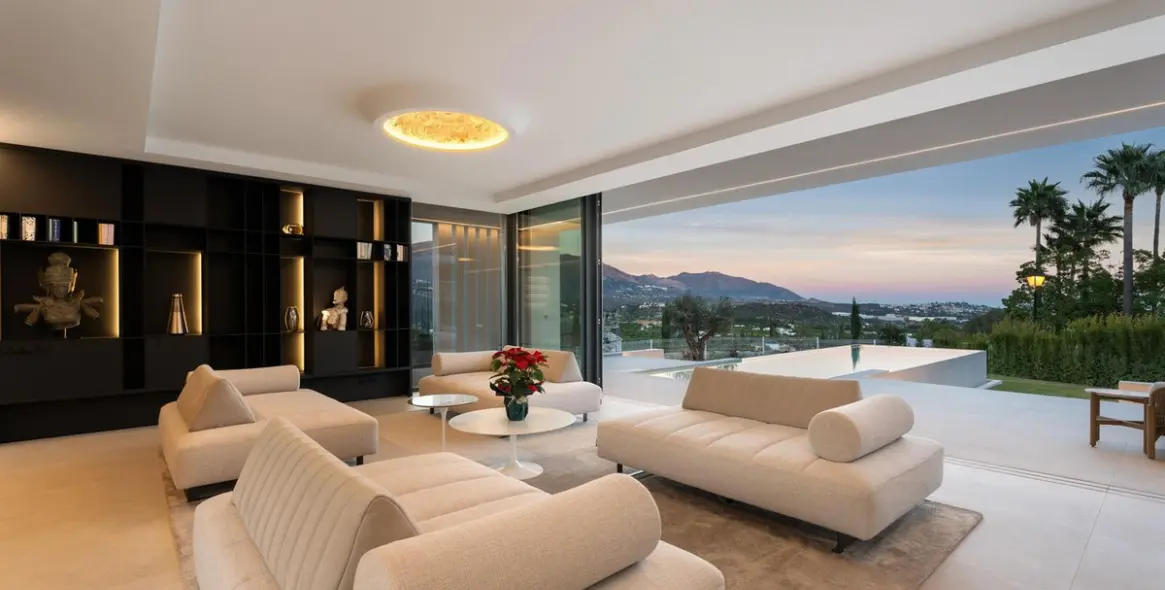 Venta de villa independiente en La Cala Golf 93