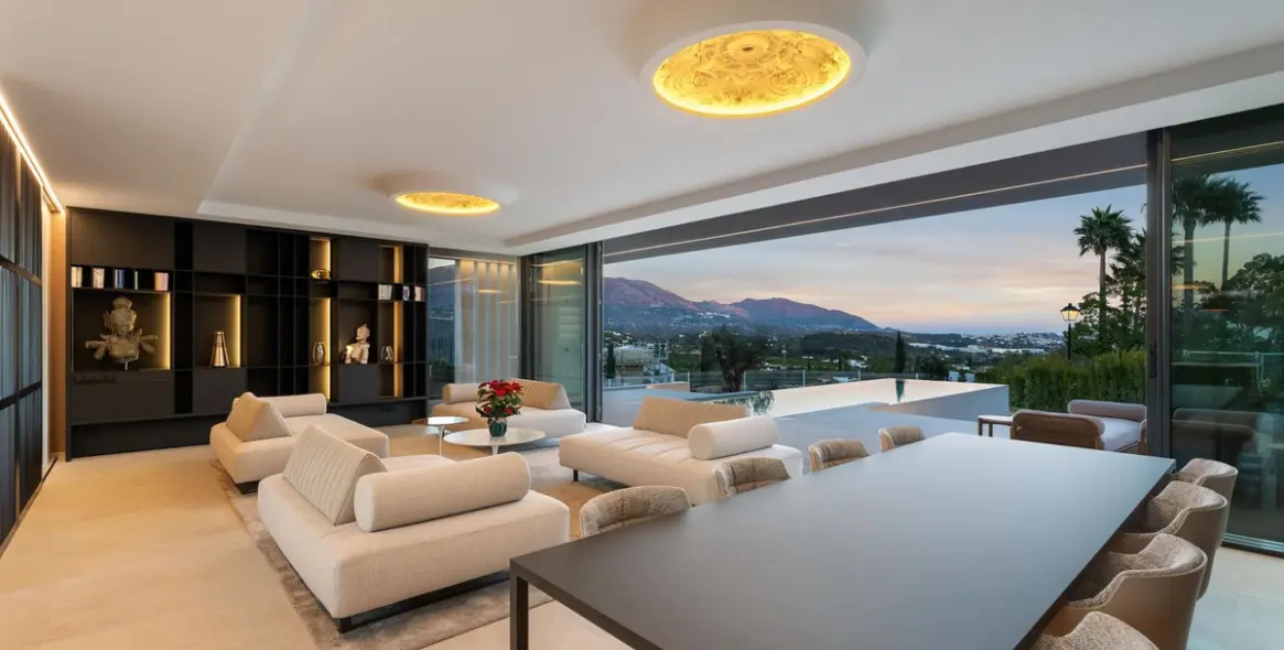 Venta de villa independiente en La Cala Golf 95