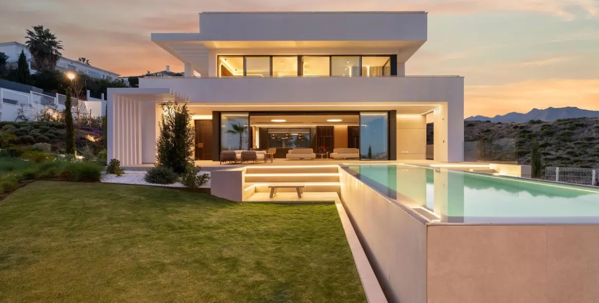 Venta de villa independiente en La Cala Golf 109