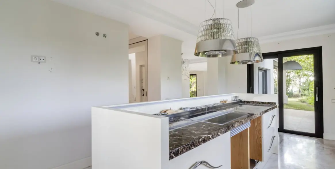 Venta de villa independiente en The Golden Mile 33