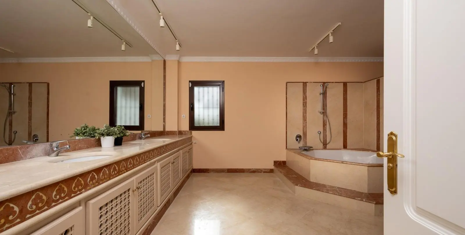 Venta de villa independiente en Alhaurín el Grande 8