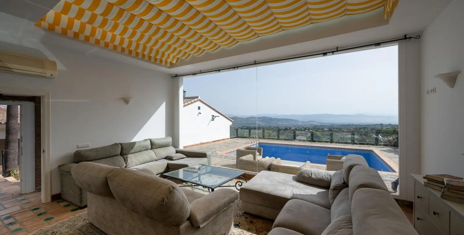 Venta de villa independiente en Alhaurín el Grande 39