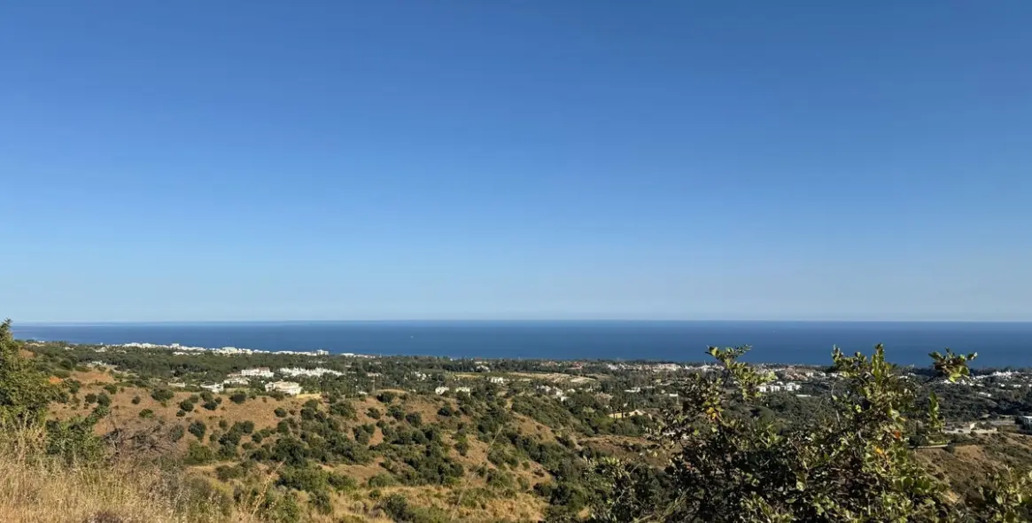 Venta de parcela comercial en Sierra Blanca 20