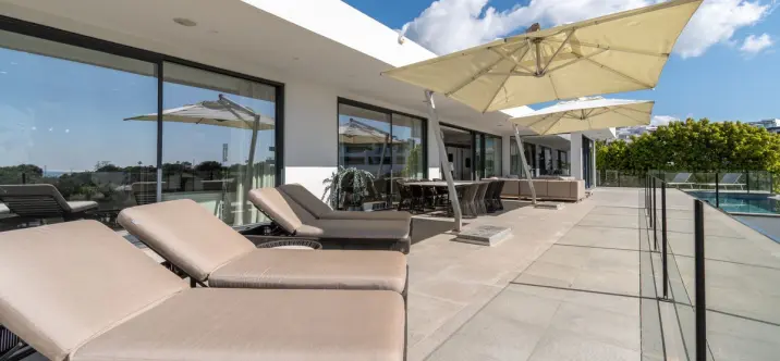 Venta de villa independiente en Cabopino 3