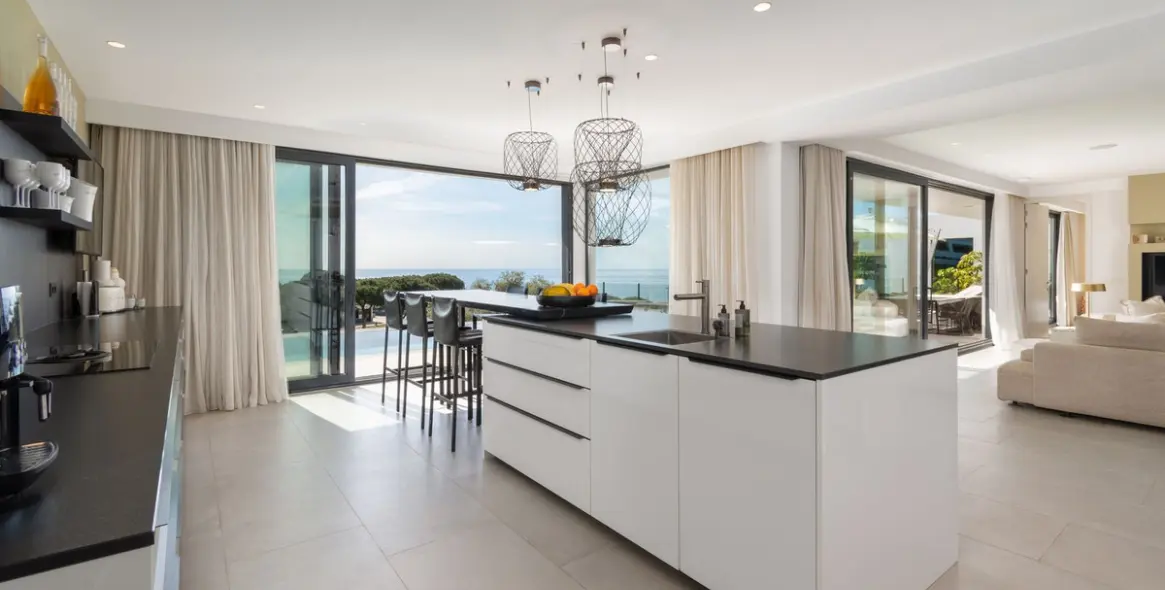 Venta de villa independiente en Cabopino 7