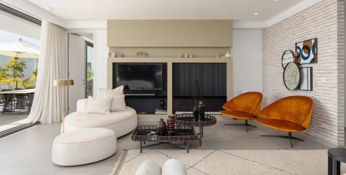 Venta de villa independiente en Cabopino 11