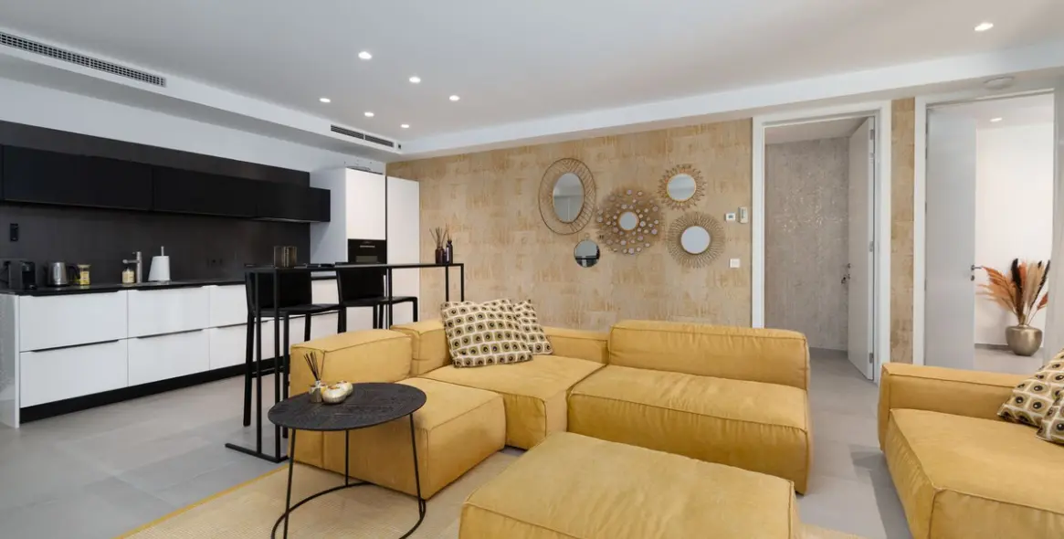 Venta de villa independiente en Cabopino 25