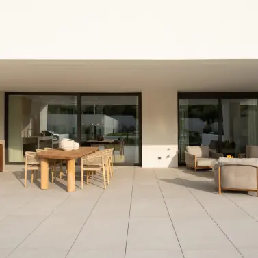Venta de apartamento en planta baja en The Golden Mile
