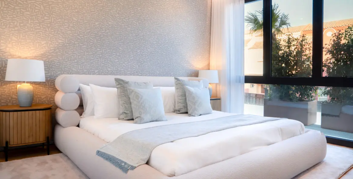 Venta de apartamento en planta baja en The Golden Mile 12