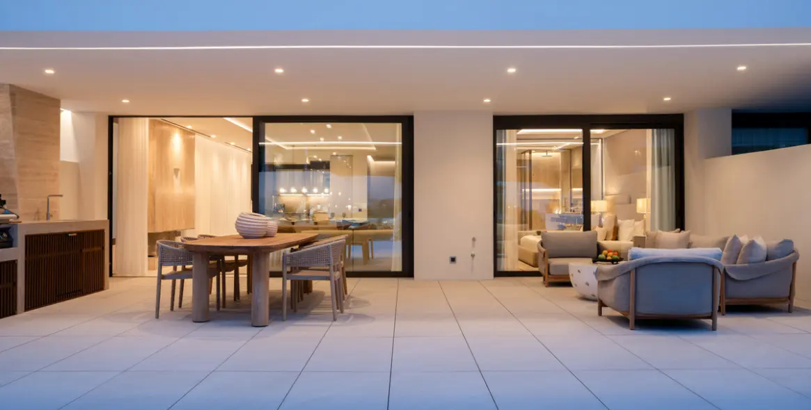 Venta de apartamento en planta baja en The Golden Mile 18