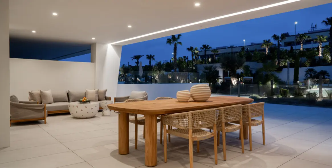 Venta de apartamento en planta baja en The Golden Mile 19