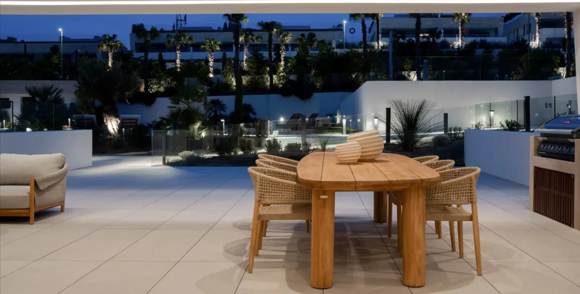 Venta de apartamento en planta baja en The Golden Mile 20