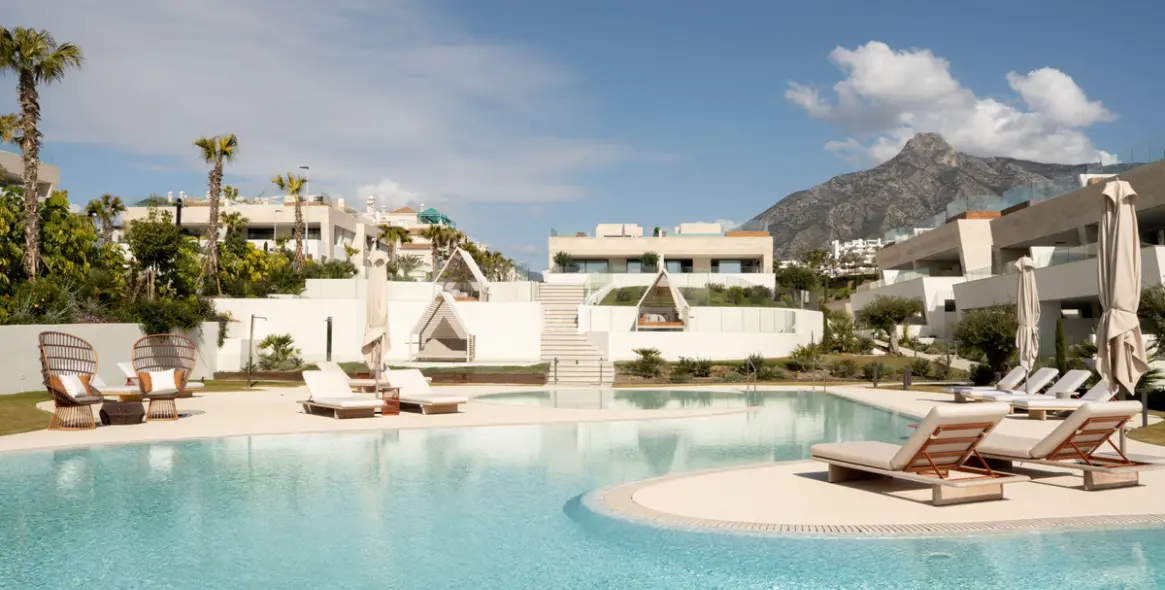 Venta de apartamento en planta baja en The Golden Mile 26