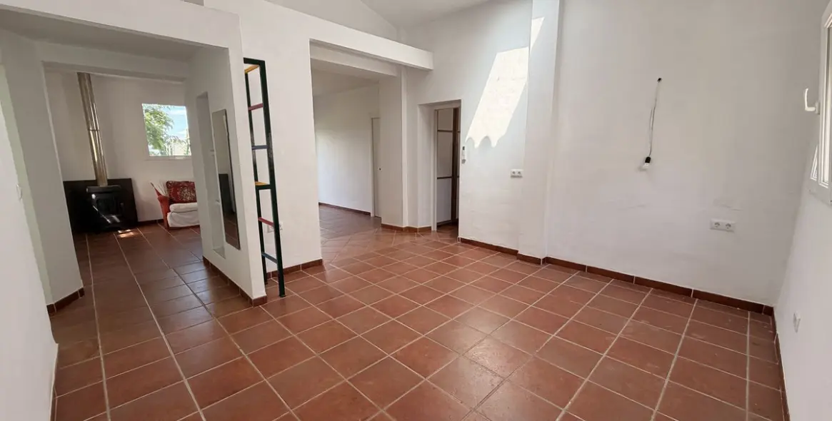 Продажа  отдельно стоящей виллы в Alhaurín el Grande 26