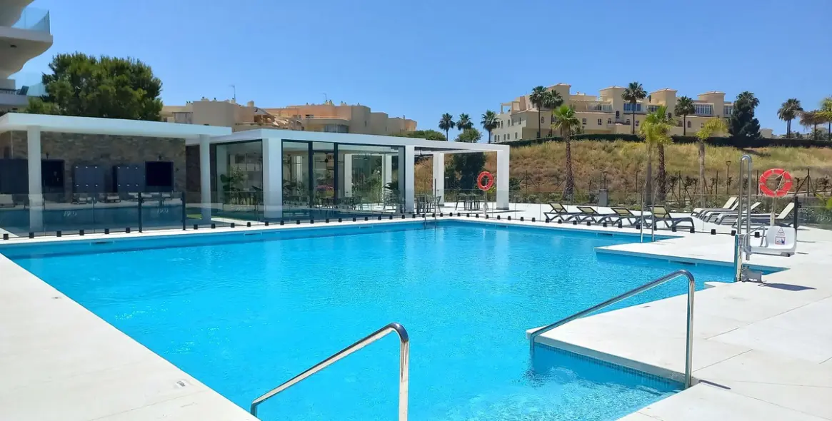 Sale of ground floor apartment in El Chaparral 2