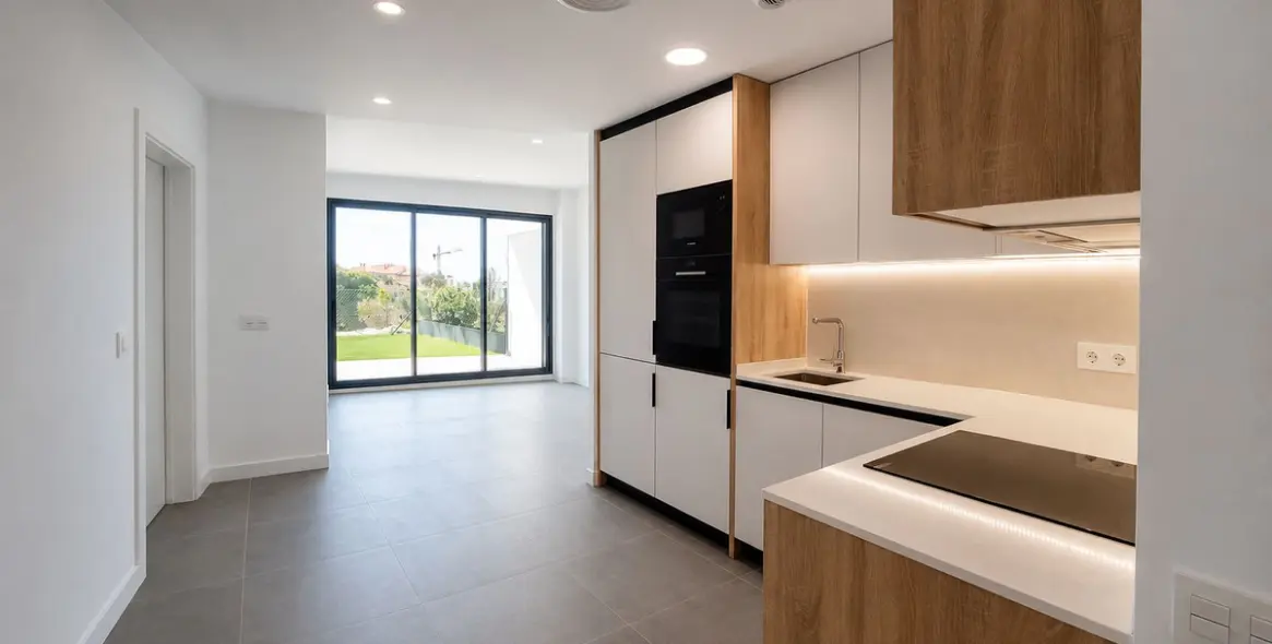 Sale of ground floor apartment in El Chaparral 3