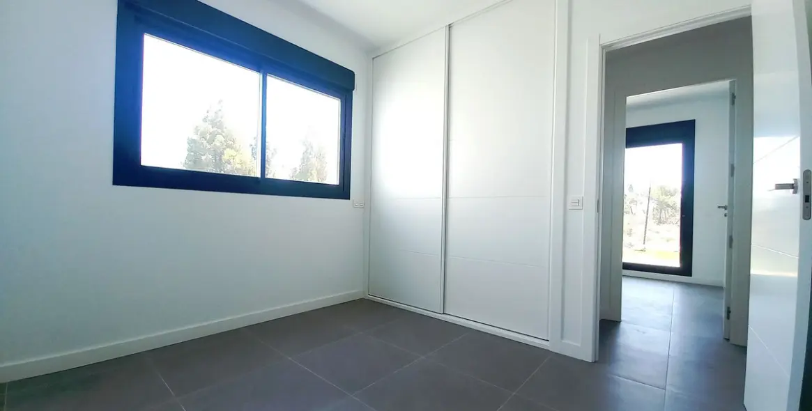Sale of ground floor apartment in El Chaparral 10