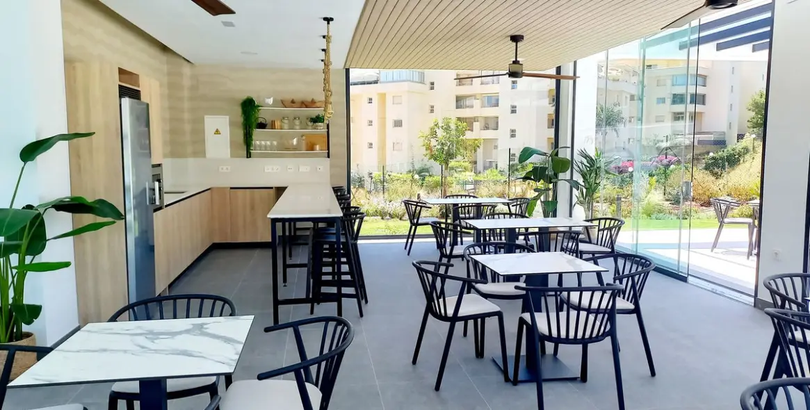Sale of ground floor apartment in El Chaparral 17