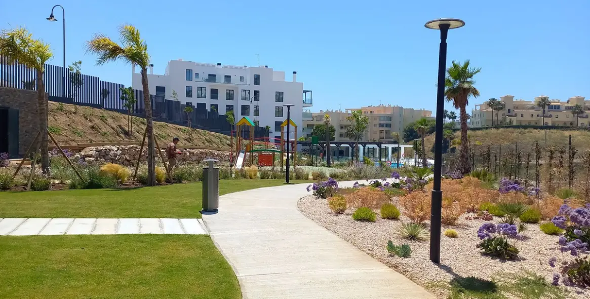 Sale of ground floor apartment in El Chaparral 22
