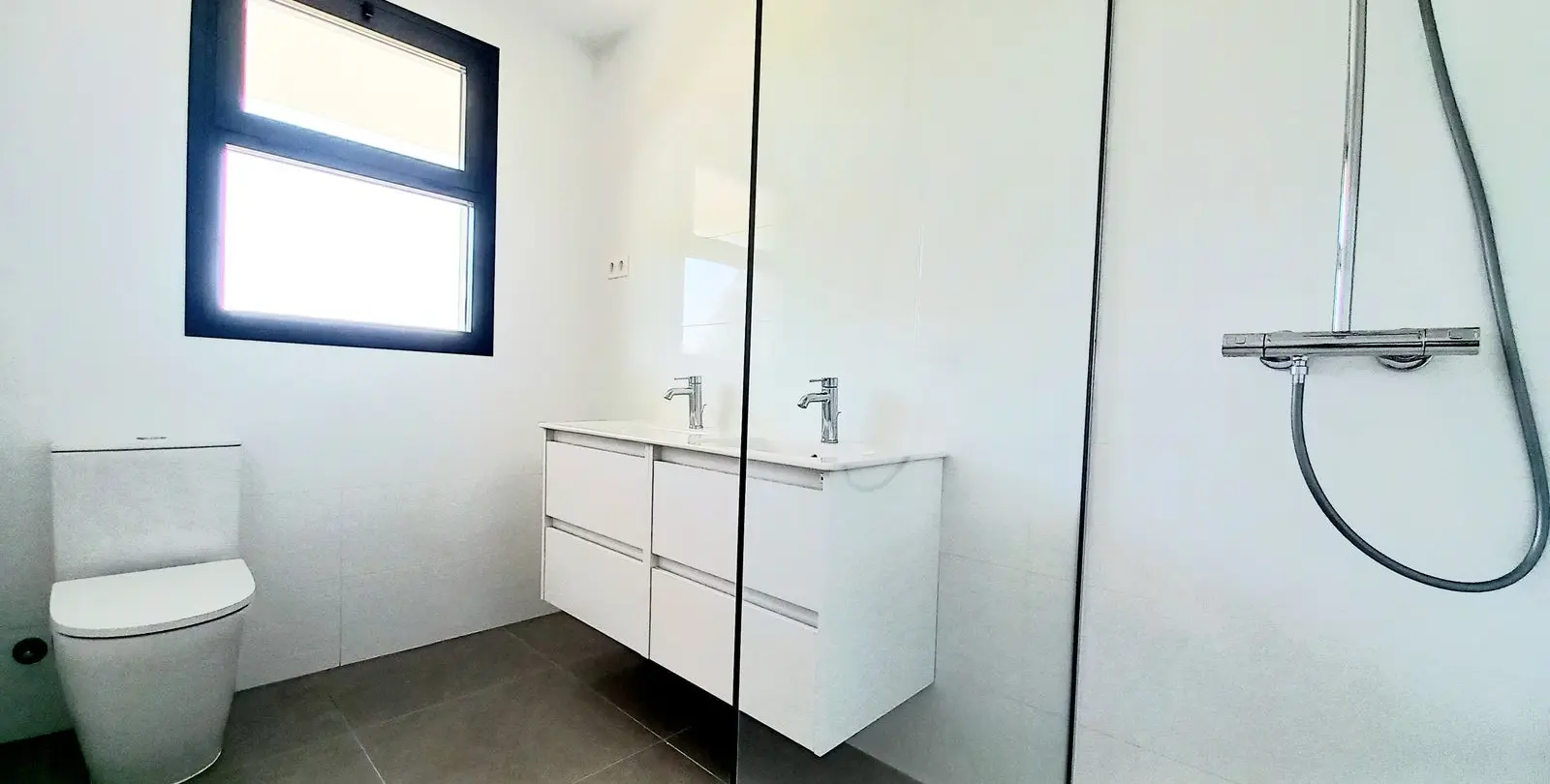 Venta de apartamento en planta baja en El Chaparral 9