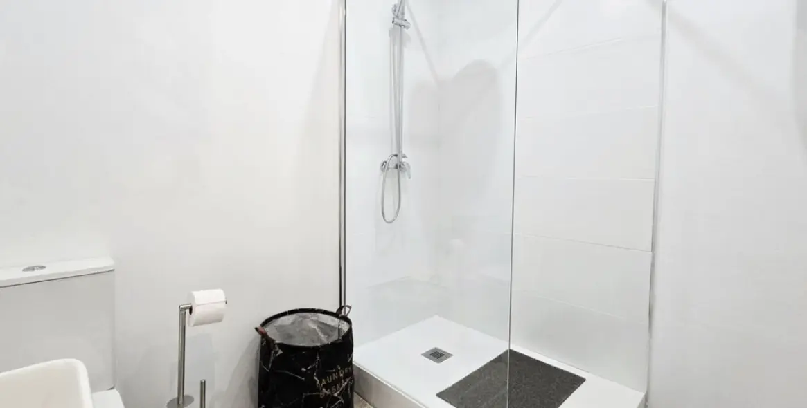 Sale of townhouse in Almayate 17