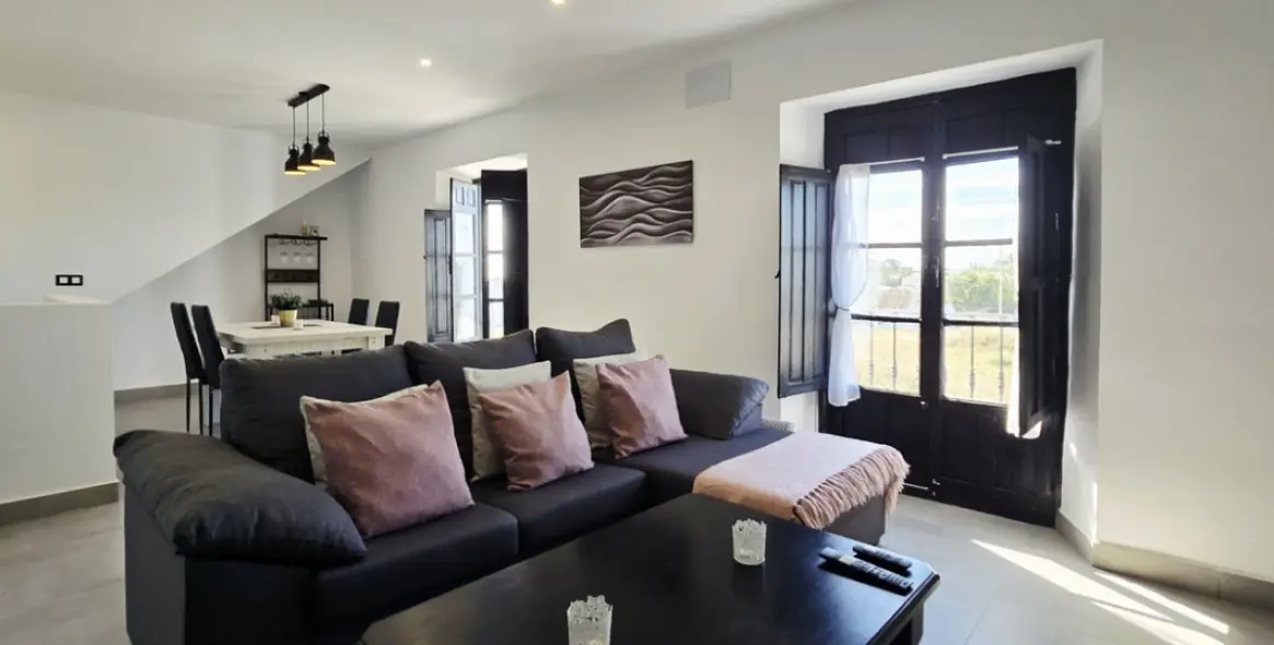 Sale of townhouse in Almayate 31