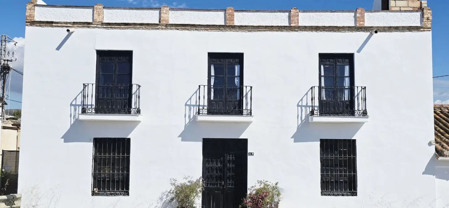 Venta de adosado en Almayate 0