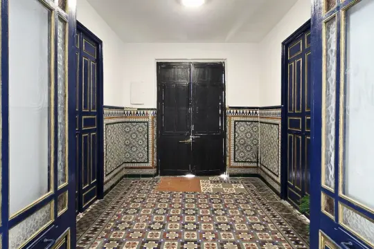 Image 6 thumb