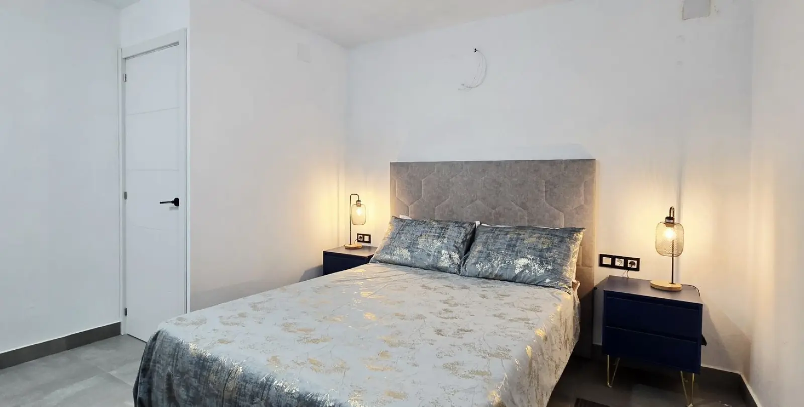 Venta de adosado en Almayate 34