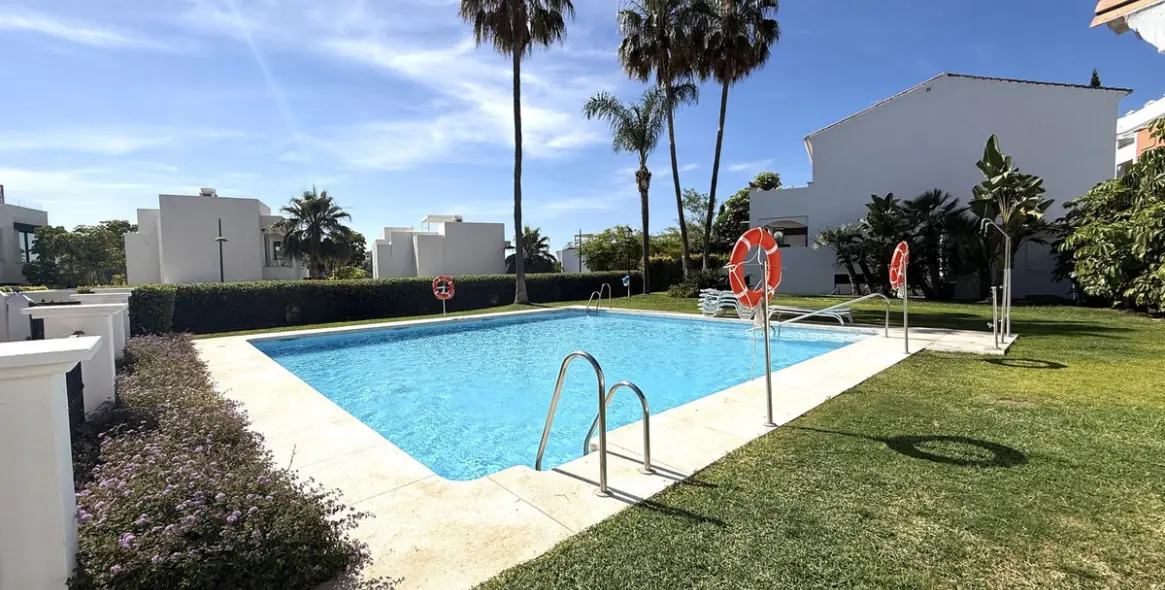 Продажа таунхауса в Estepona 23