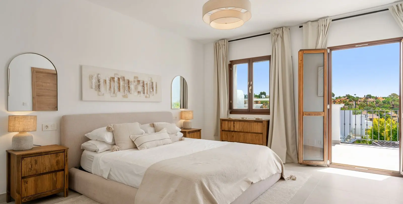 Sale of townhouse in Estepona 4