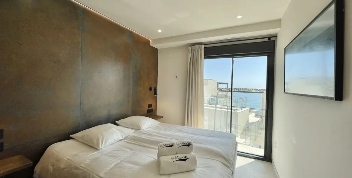 Продажа  отдельно стоящей виллы в Torrox Costa 19
