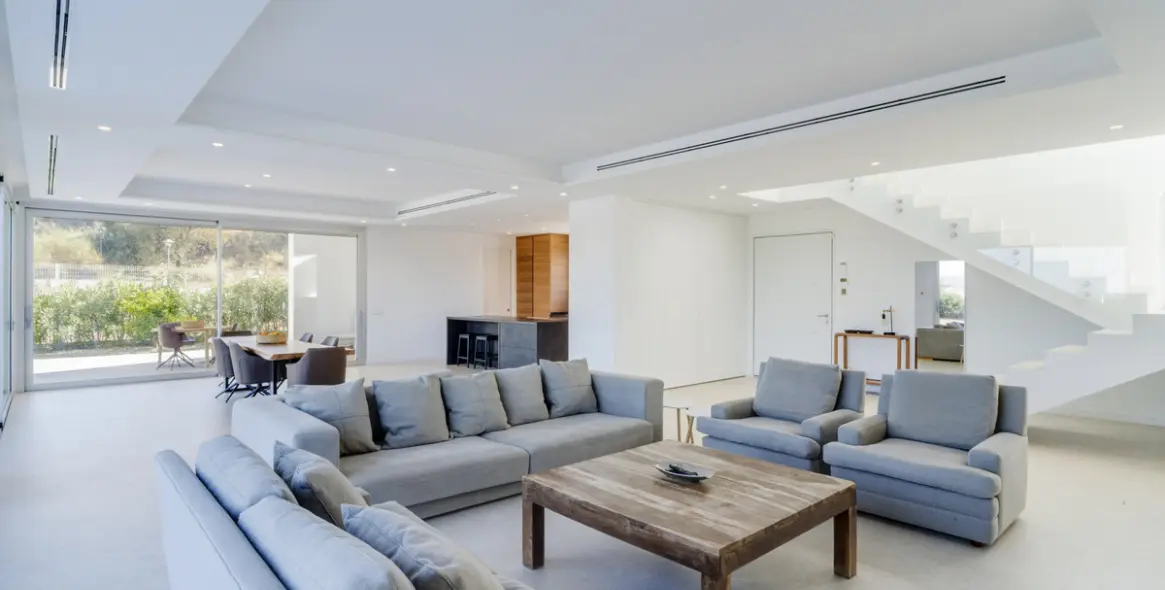 Venta de villa independiente en Coín 2