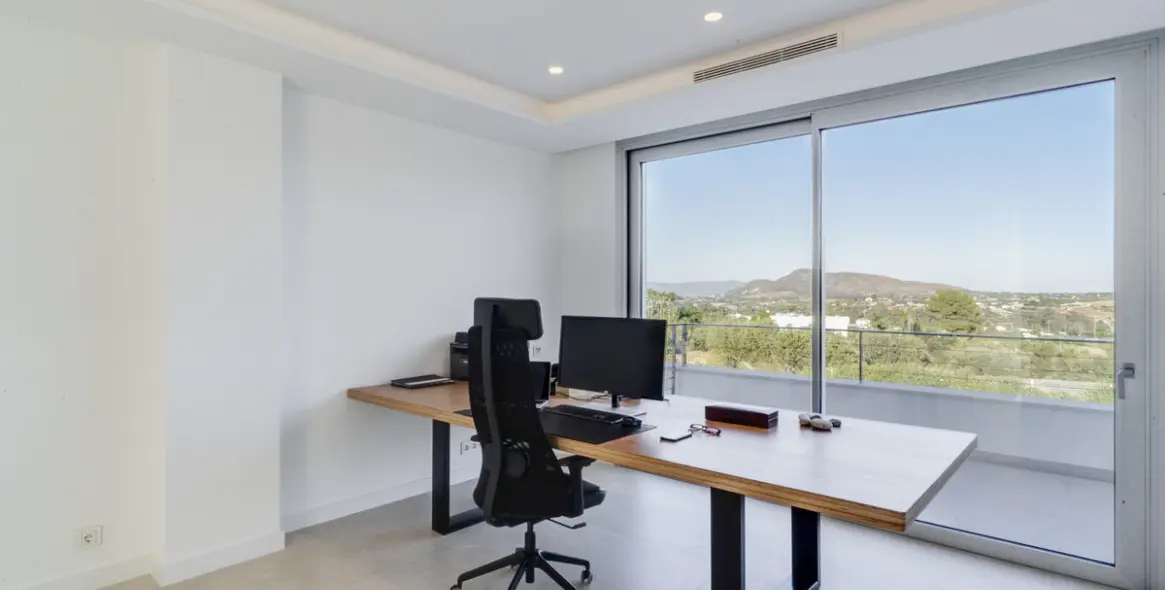Venta de villa independiente en Coín 10